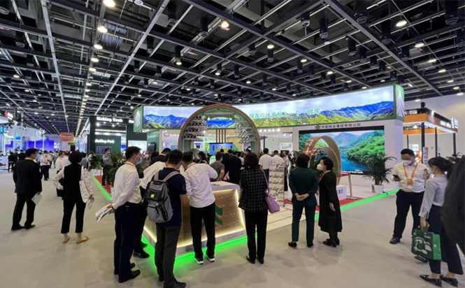 首次亮相！中林集团竹缠绕复合材料“圈粉”服贸会