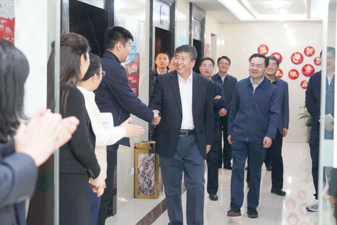 开工大吉！中林集团领导班子看望慰问干部职工